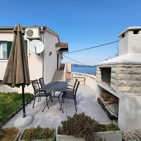 Holiday Home Duje Mali Iž エクステリア 写真