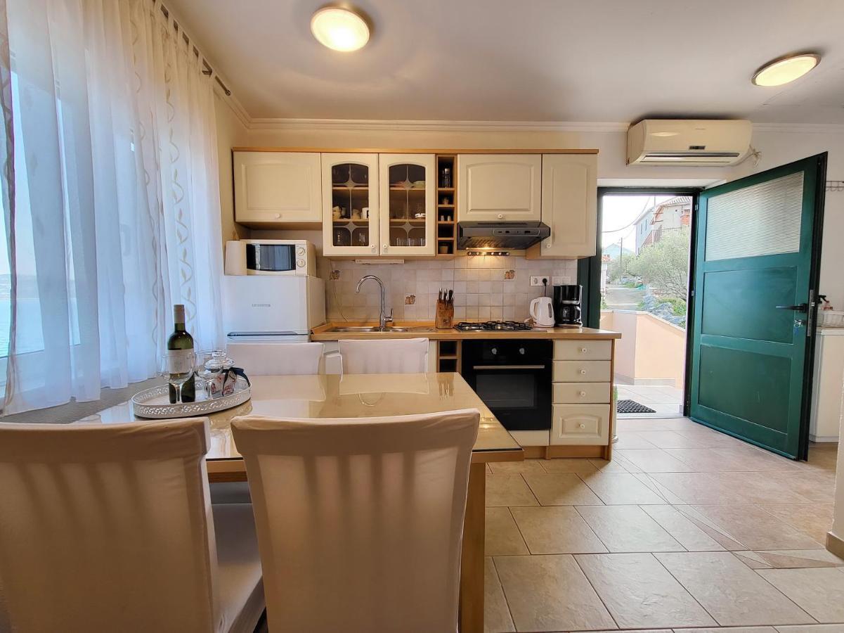 Holiday Home Duje Mali Iž エクステリア 写真
