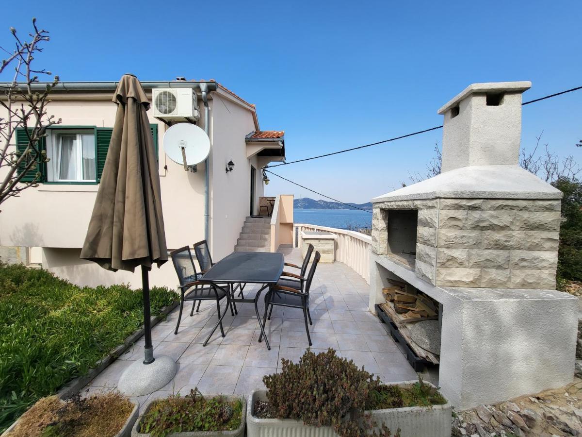 Holiday Home Duje Mali Iž エクステリア 写真