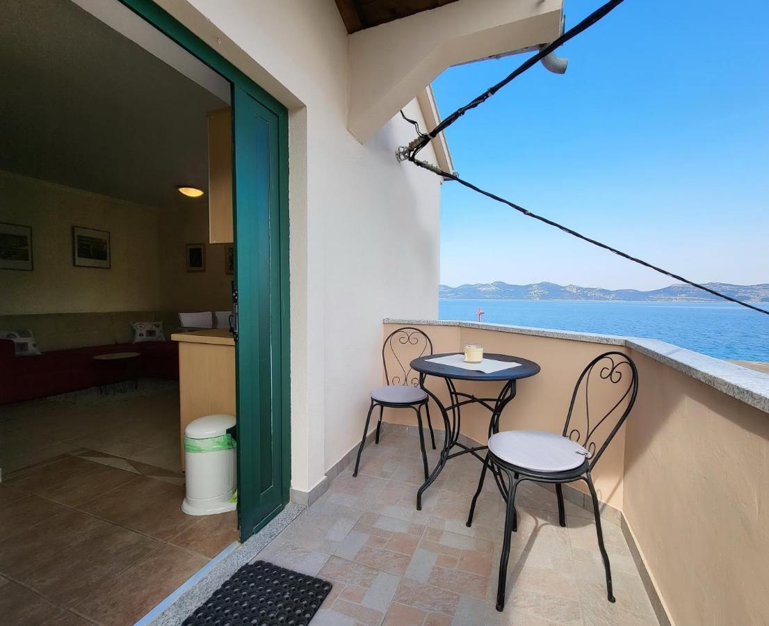 Holiday Home Duje Mali Iž エクステリア 写真