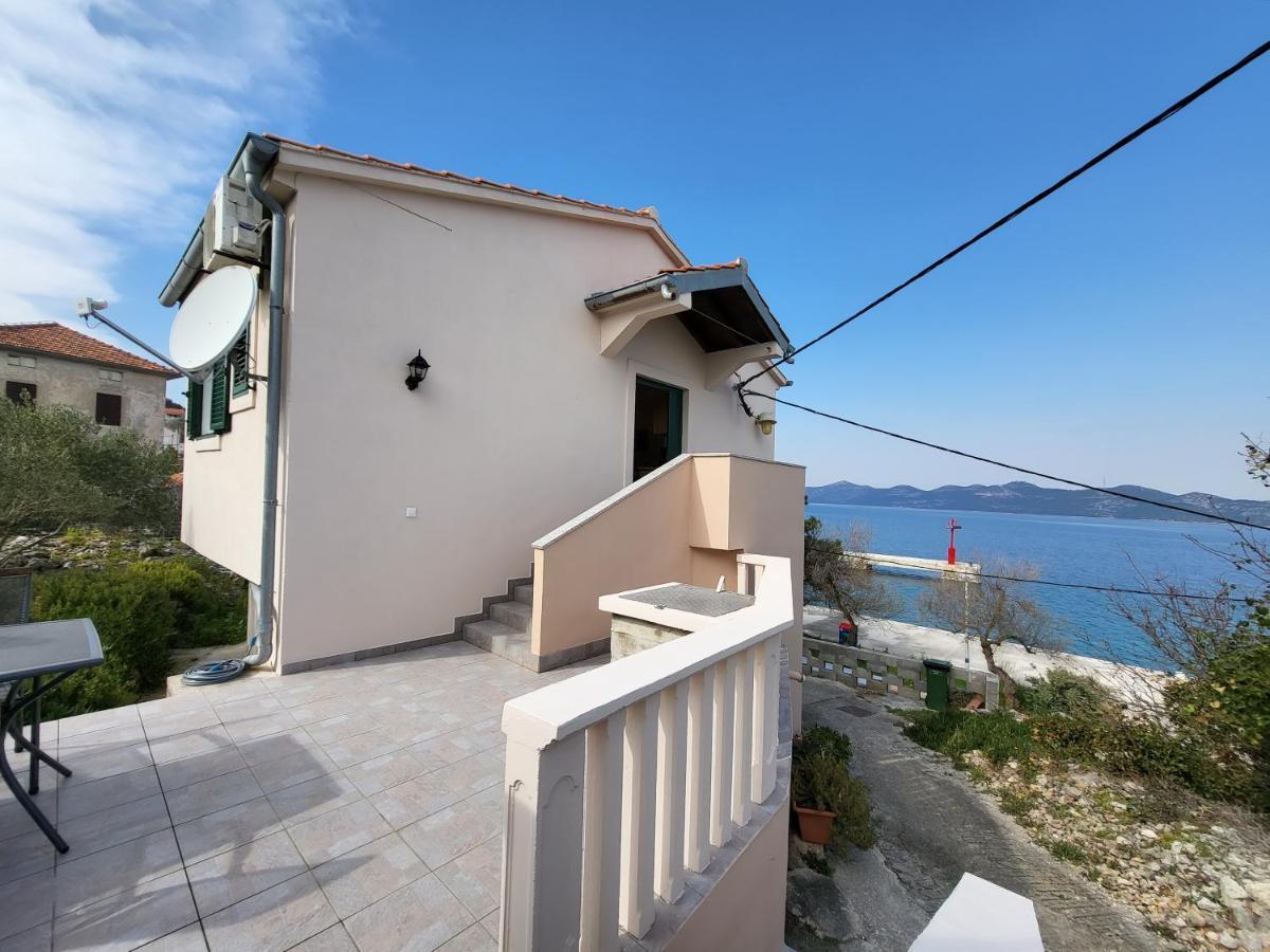 Holiday Home Duje Mali Iž エクステリア 写真